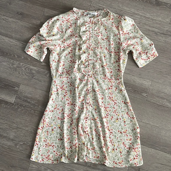 Zara Floral dress with ruffles(Large) - Picture 1 of 4